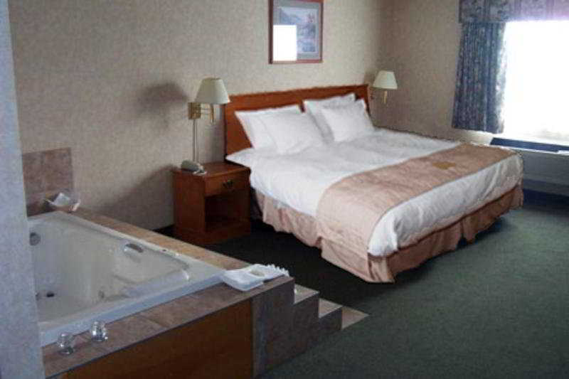 Days Inn & Suites By Wyndham Brooks Zimmer foto