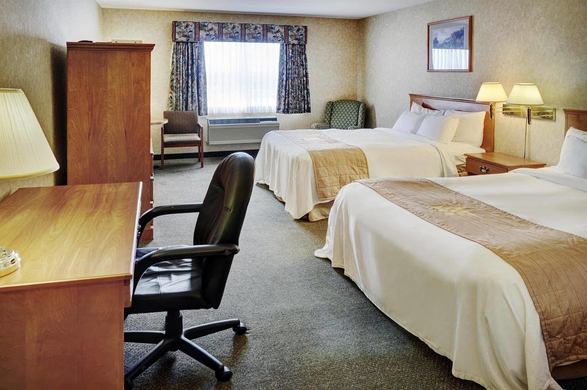 Days Inn & Suites By Wyndham Brooks Exterior foto